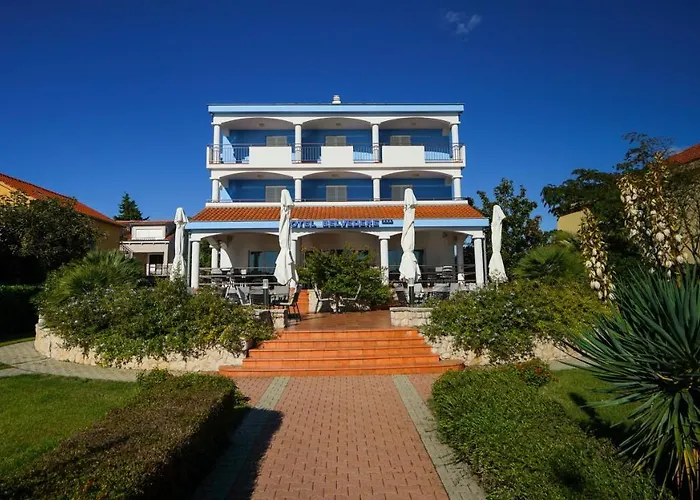 Photo de Hotel Belvedere Sukošan