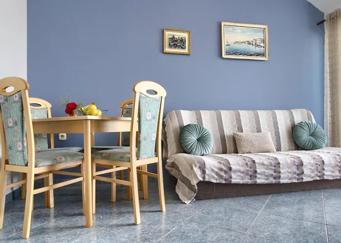 Poljana Sea Garden Grilov公寓照片