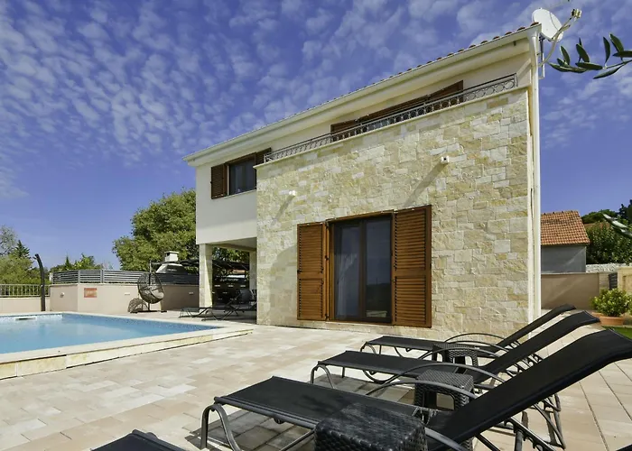 Photo de Holiday Home Paula By Interhome Stankovci 