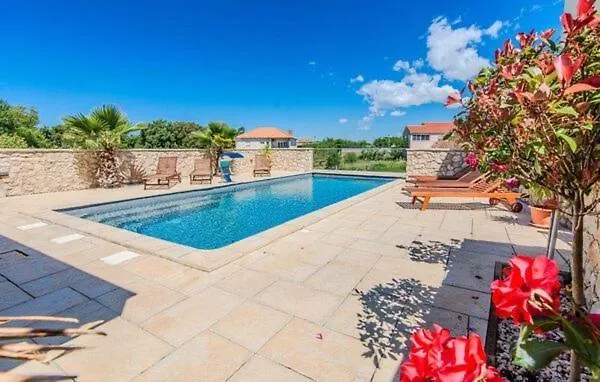 Apartments Raj Zaton foto