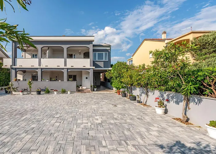 2 Bedroom Cozy Apartment In Povljana fotorgafie