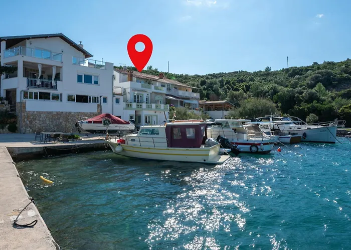 Фото Apartments And Rooms By The Sea Zaglav, Dugi Otok - 8170 Сали