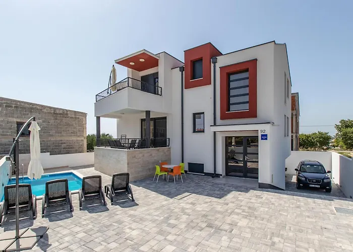 Awesome Apartment In Vrsi With Wifi照片