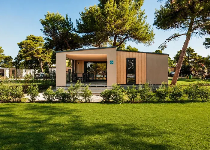 Zaton Holiday Resort Camping Homes fotorgafie
